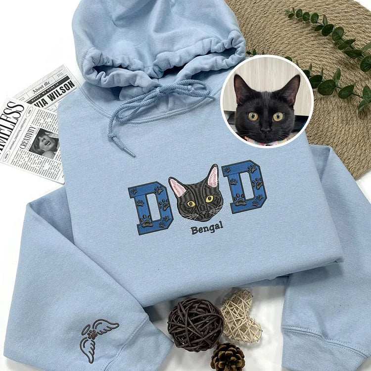 Cat Dad Dog Dad Dog Mom Sweatshirt, Custom Pet Embroidered T-Shirt Sweatshirt Hoodie